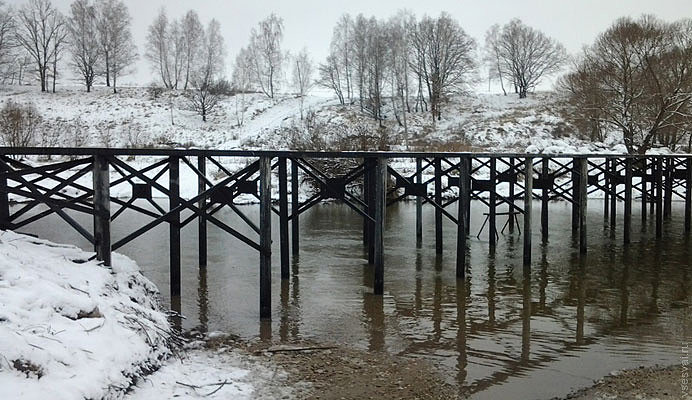 Свайные мосты: надежное решение для преодоления водных преград в Балашове от 57509 руб