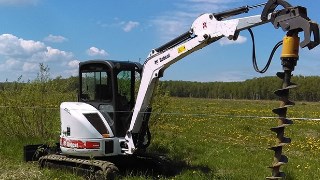 Аренда экскаватора погрузчика с ямобуром в Балашов цена от 1569 руб